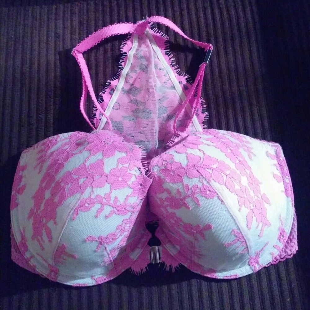 NEW WITH TAGS! 32F